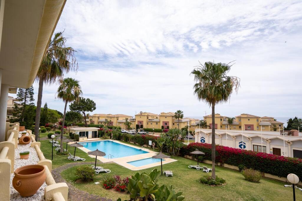 Seaview And Big Terrace Cabopino Leilighet Marbella Eksteriør bilde